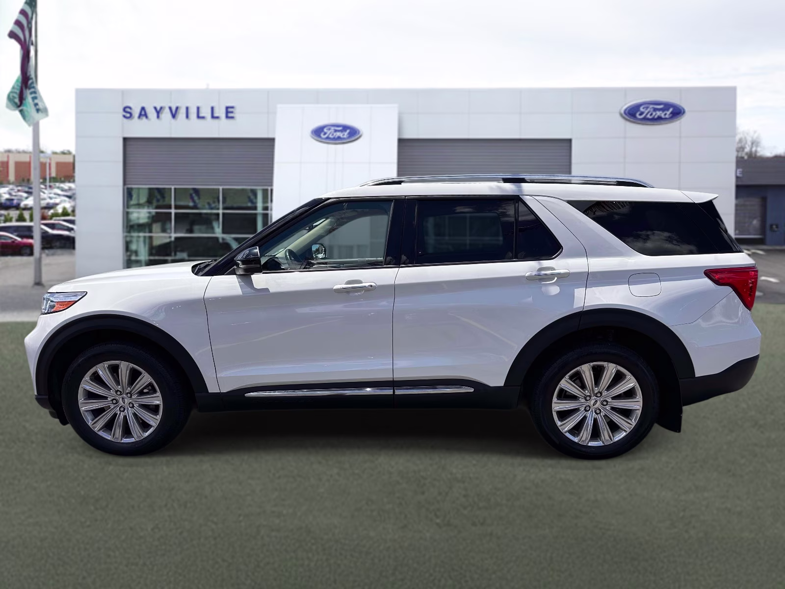 2023 Star White Metallic Tri-Coat Ford Explorer Limited 4WD 4X4 SUV