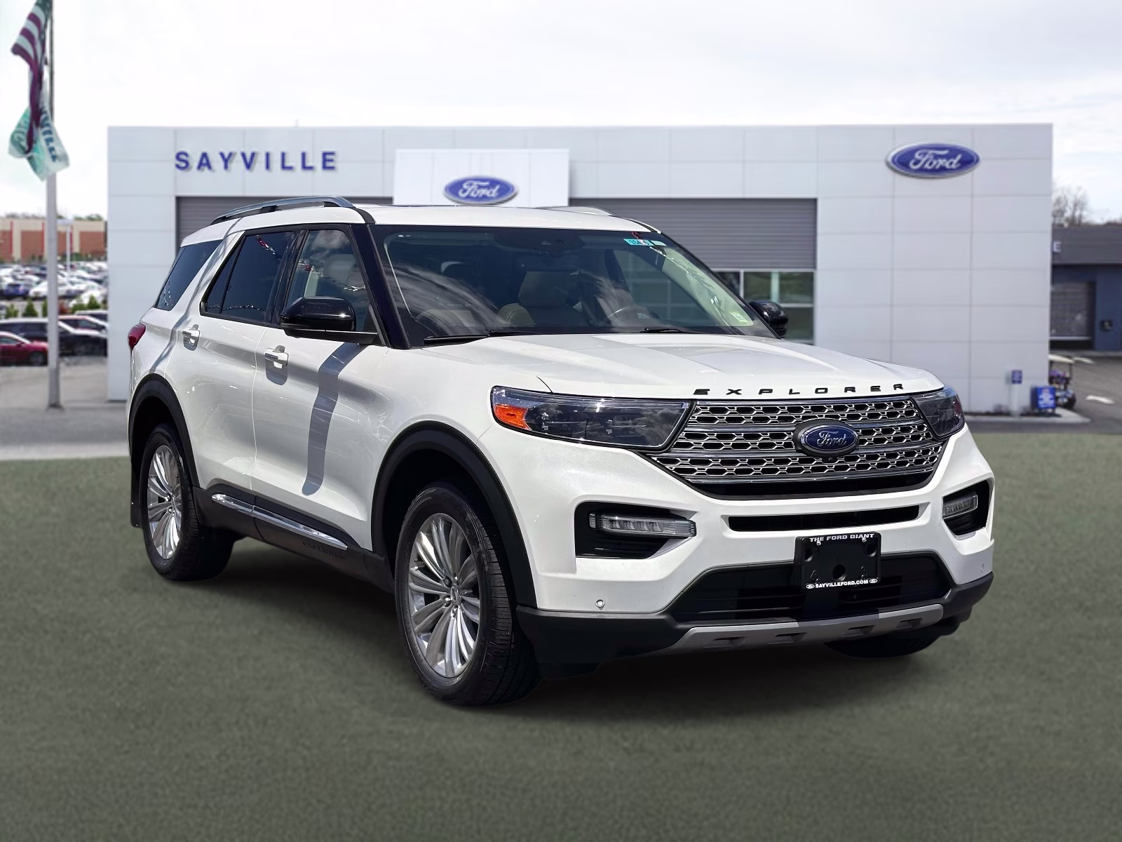 2023 Star White Metallic Tri-Coat Ford Explorer Limited 4WD 4X4 SUV