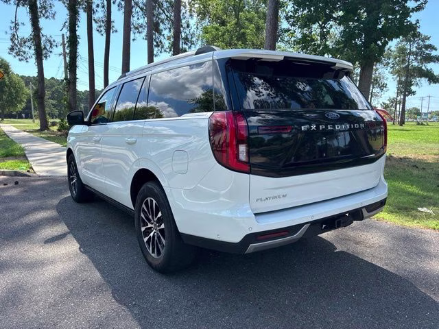 2025 Oxford White Ford Expedition Platinum 4X4 SUV