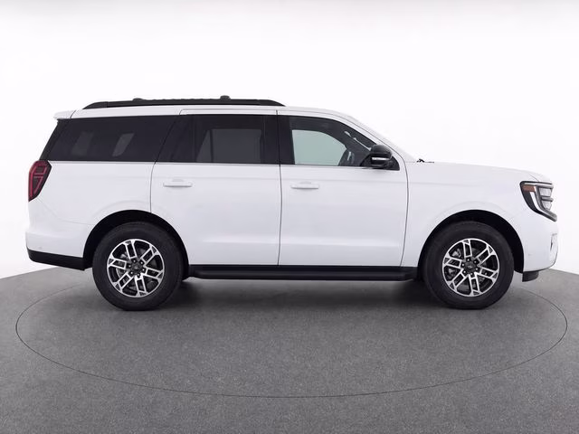 2025 Oxford White Ford Expedition Active 4X4 SUV