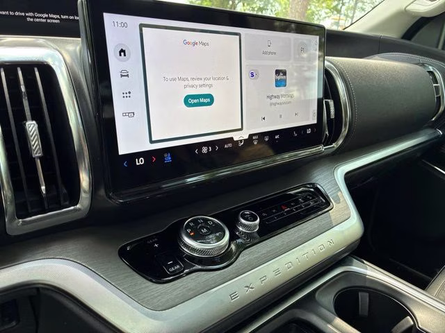 2025 Oxford White Ford Expedition Platinum 4X4 SUV