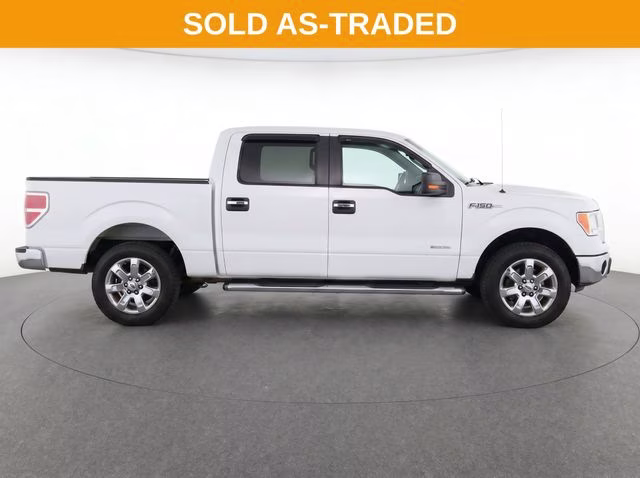2013 Oxford White Ford F-150 XLT RWD Truck