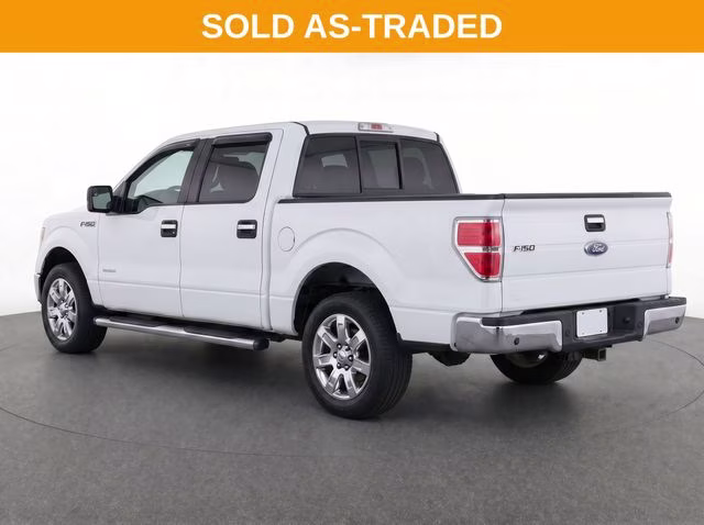 2013 Oxford White Ford F-150 XLT RWD Truck