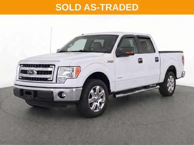 2013 Oxford White Ford F-150 XLT RWD Truck
