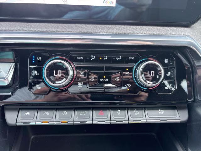 2023 White Frost GMC Sierra 1500 Denali 4X4 Truck