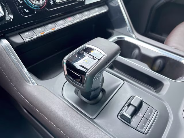 2023 White Frost GMC Sierra 1500 Denali 4X4 Truck