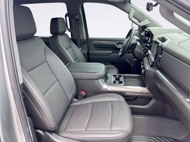 2025 Sterling Gray Metallic Chevrolet Silverado 2500HD LTZ 4X4 Truck