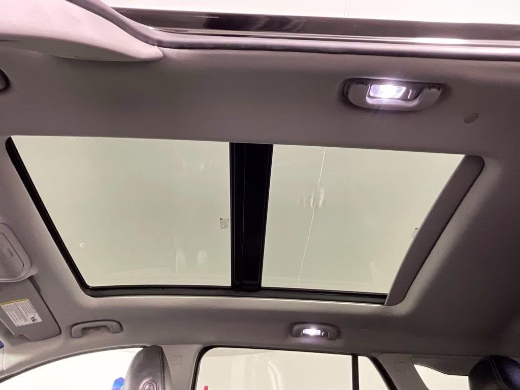2022 Ebony Twilight Metallic GMC Terrain SLT AWD SUV