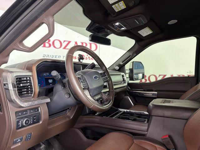 2024 Black Metallic Ford Super Duty F-350 SRW King Ranch 4X4 Truck