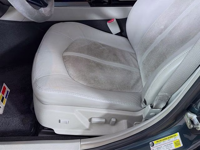 2010 Thunder Gray ChromaFlair Cadillac CTS-V Base RWD Sedan