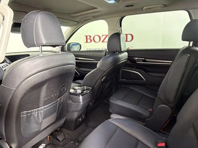 2024 Ebony Black Kia Telluride S FWD SUV