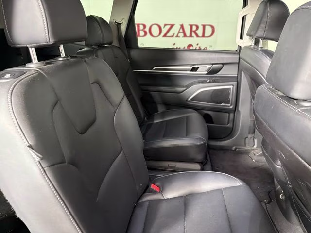 2024 Ebony Black Kia Telluride S FWD SUV