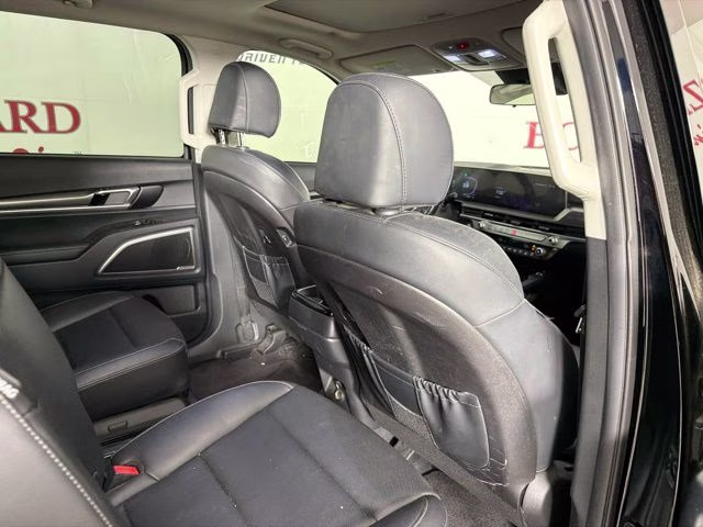 2024 Ebony Black Kia Telluride S FWD SUV