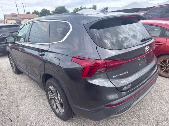 2022 Shimmering Silver Hyundai Santa Fe SE FWD SUV