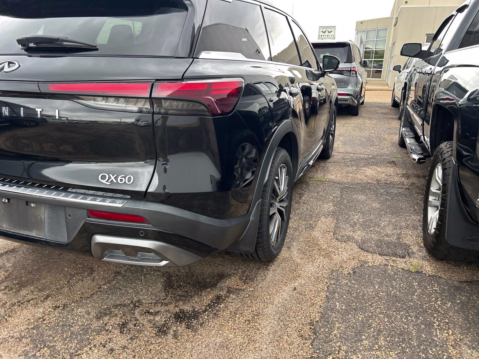 2023 Mineral INFINITI QX60 Sensory AWD SUV