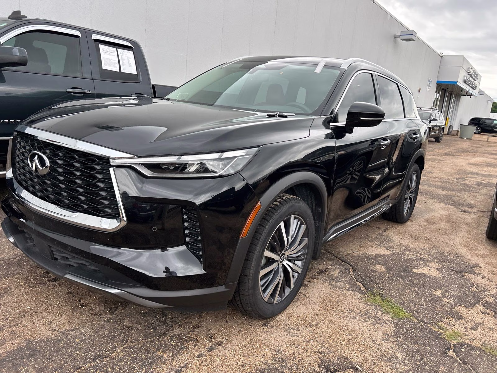 2023 Mineral INFINITI QX60 Sensory AWD SUV