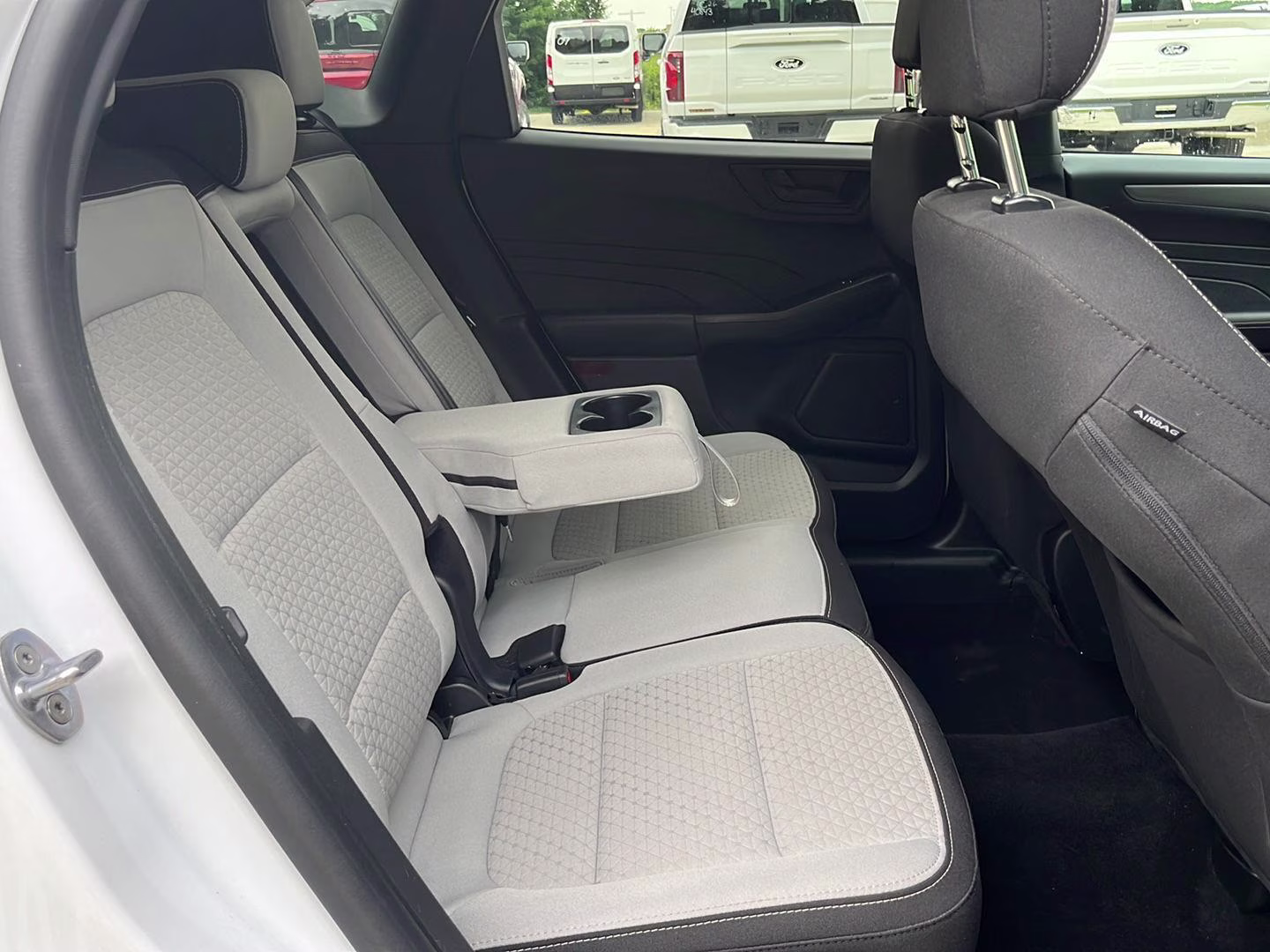 2024 Oxford White Ford Escape Active AWD SUV