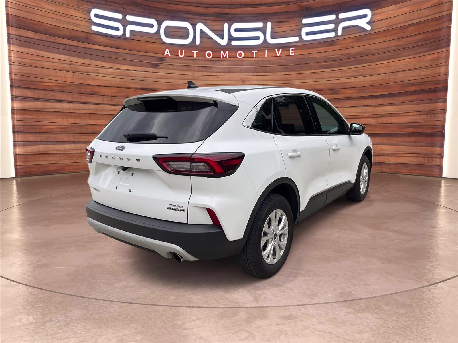 2024 Oxford White Ford Escape Active AWD SUV