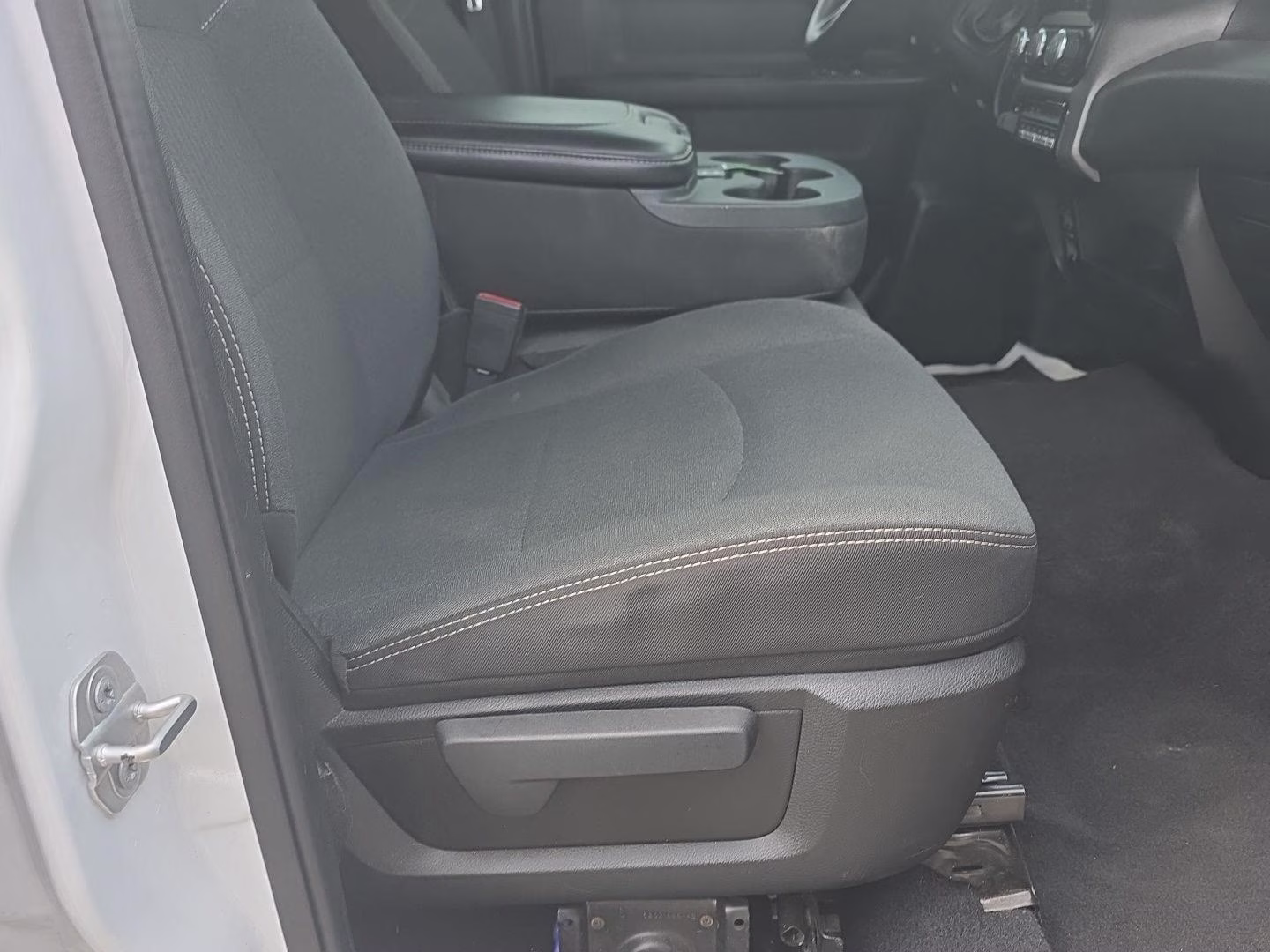 2022 Bright White Clearcoat Ram 2500 Tradesman 4X4 Truck