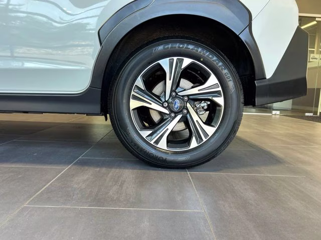 2024 Crystal White Pearl Subaru Crosstrek Premium AWD SUV