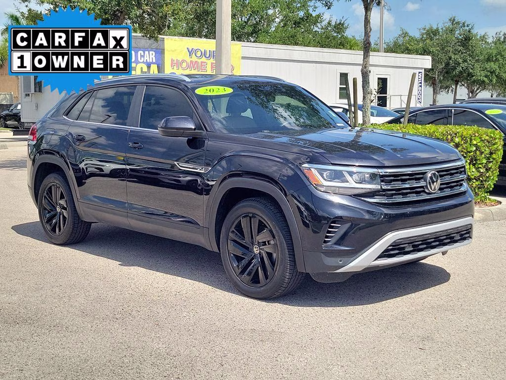 2023 Deep Black Pearl Volkswagen Atlas Cross Sport 3.6L V6 SE w/Technology FWD SUV