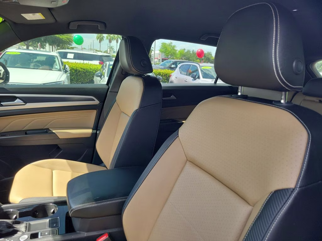 2023 Deep Black Pearl Volkswagen Atlas Cross Sport 3.6L V6 SE w/Technology FWD SUV