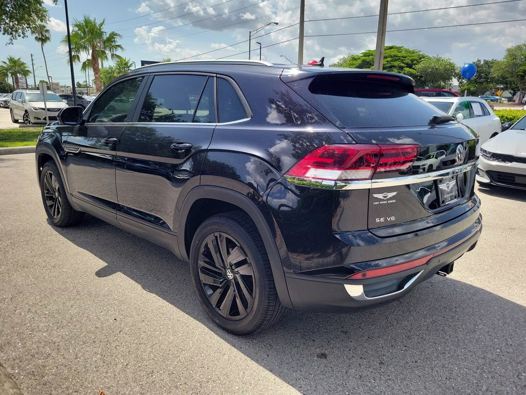 2023 Deep Black Pearl Volkswagen Atlas Cross Sport 3.6L V6 SE w/Technology FWD SUV