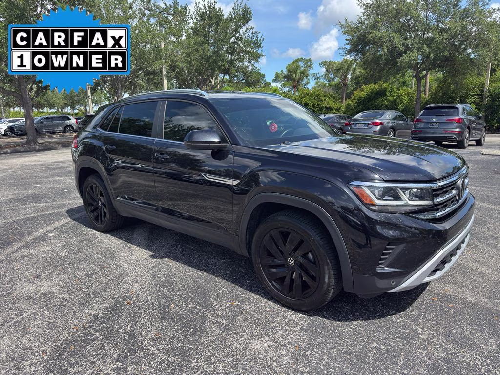2023 Deep Black Pearl Volkswagen Atlas Cross Sport 3.6L V6 SE w/Technology FWD SUV
