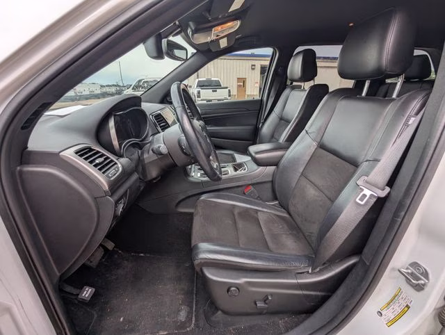 2020 Bright White Clearcoat Jeep Grand Cherokee Altitude 4X4 SUV