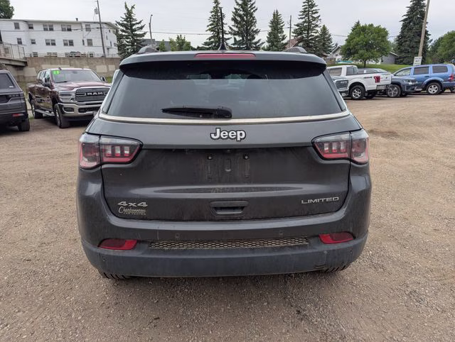 2024 Baltic Gray Metallic Clearcoat Jeep Compass Limited 4X4 SUV