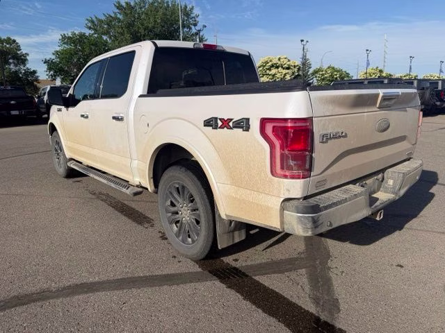 2016 White Platinum Metallic Tri-Coat Ford F-150 Lariat 4X4 Truck