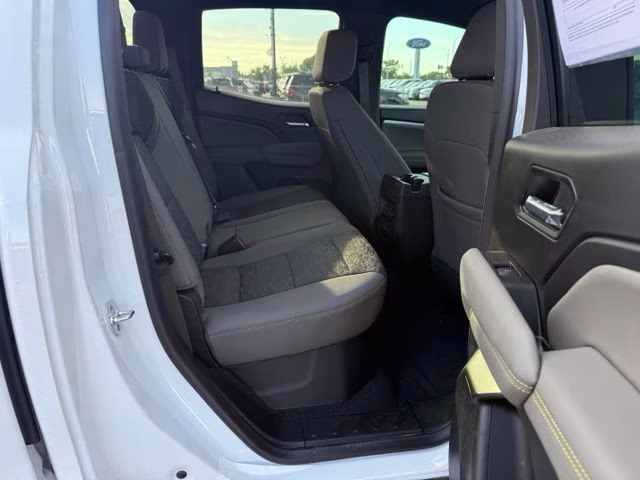 2024 Summit White Chevrolet Colorado ZR2 4X4 Truck
