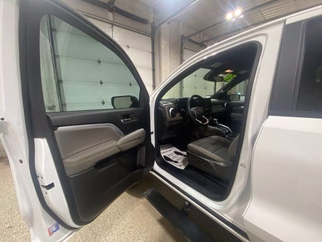 2024 Summit White Chevrolet Colorado ZR2 4X4 Truck