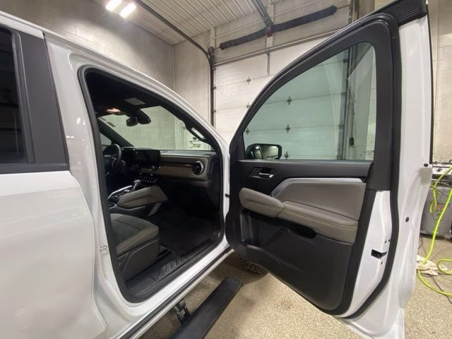 2024 Summit White Chevrolet Colorado ZR2 4X4 Truck
