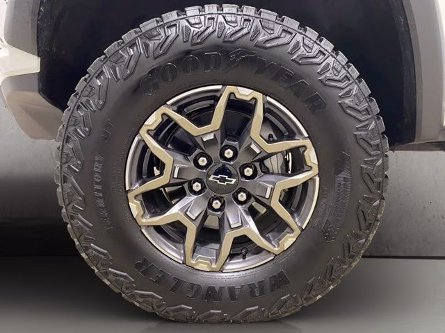 2024 Summit White Chevrolet Colorado ZR2 4X4 Truck