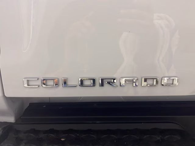 2024 Summit White Chevrolet Colorado ZR2 4X4 Truck