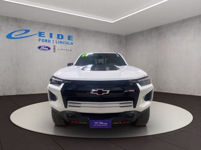 2024 Summit White Chevrolet Colorado ZR2 4X4 Truck