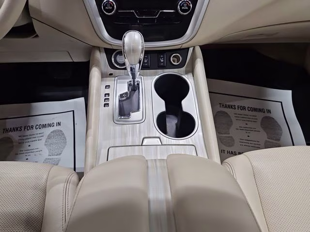 2015 Pearl White Nissan Murano SL AWD SUV