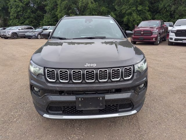 2024 Baltic Gray Metallic Clearcoat Jeep Compass Limited 4X4 SUV