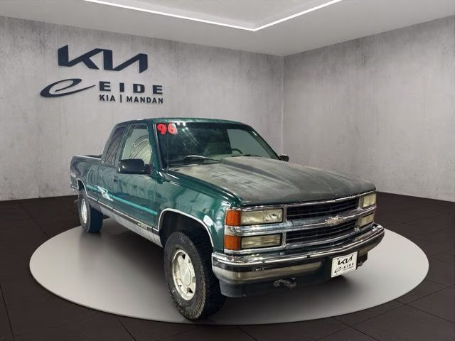 1996 Black Chevrolet C/K 1500 Base 4X4 Truck