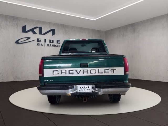 1996 Black Chevrolet C/K 1500 Base 4X4 Truck