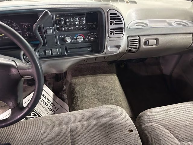 1996 Black Chevrolet C/K 1500 Base 4X4 Truck