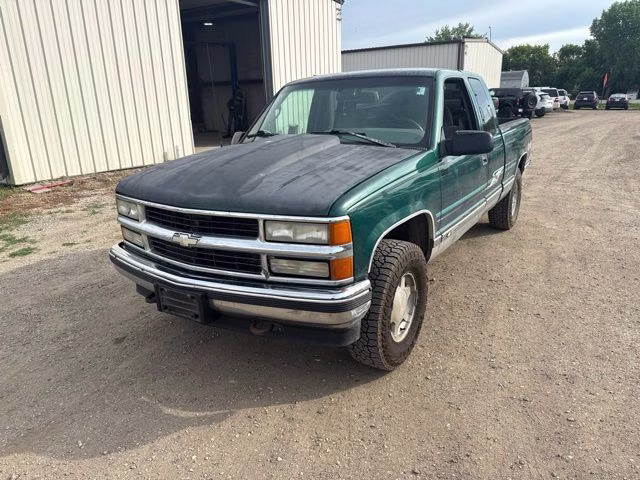 1996 Black Chevrolet C/K 1500 Base 4X4 Truck