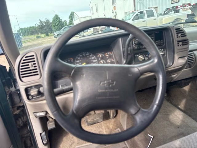 1996 Black Chevrolet C/K 1500 Base 4X4 Truck
