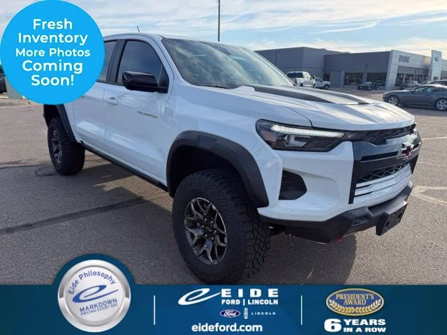 2024 Summit White Chevrolet Colorado ZR2 4X4 Truck