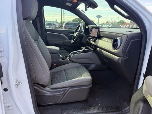 2024 Summit White Chevrolet Colorado ZR2 4X4 Truck