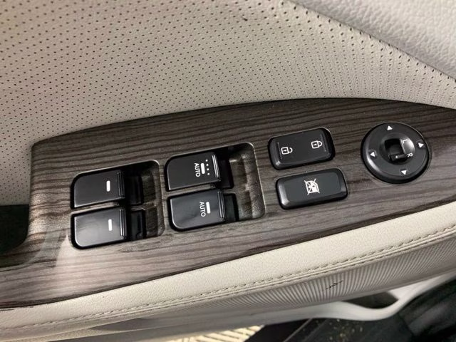 2011 Platinum Graphite Kia Optima EX FWD Sedan
