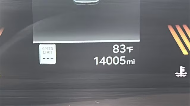 2025 Currant Red Kia K4 LXS FWD Sedan