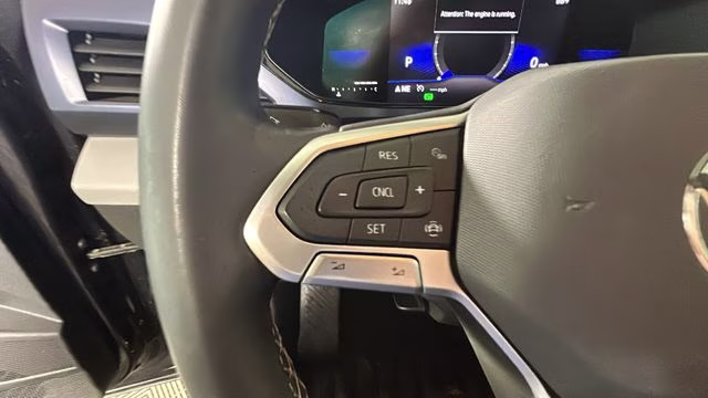 2022 Deep Black Pearl Volkswagen Taos 1.5T SE FWD SUV