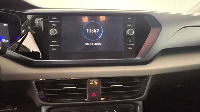 2022 Deep Black Pearl Volkswagen Taos 1.5T SE FWD SUV